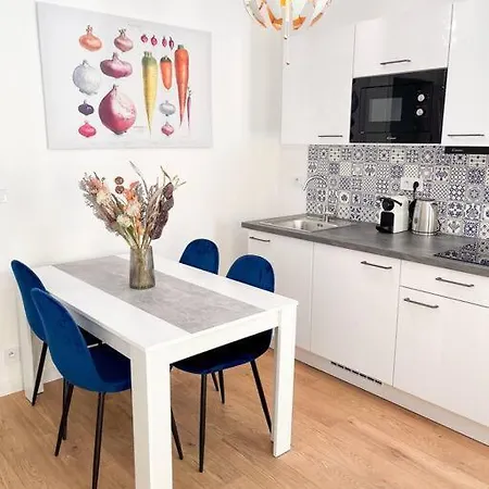 Diamond Terrace & Sauna 207 *