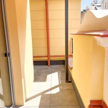 شقة Diamond Terrace & Sauna 207 براغ